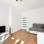 Appartement Chodecka Homely By Bookinghost Varsovie